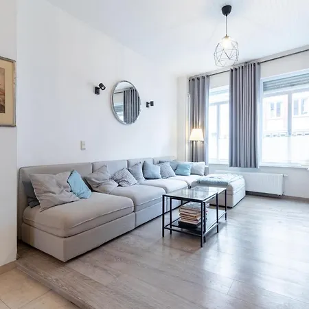 Bruges Holiday Home ブルージュ